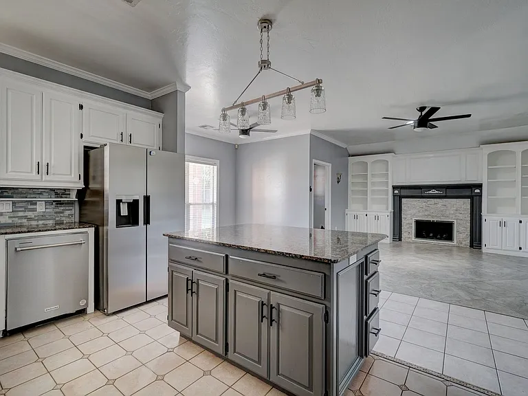 1209 SW 113th St — Photo 16