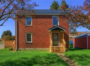 732 Pershing St, Ellwood City, PA 16117