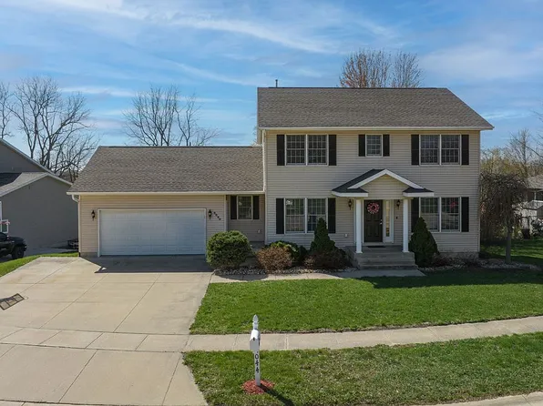 2044 Dows St, Ely, IA 52227
