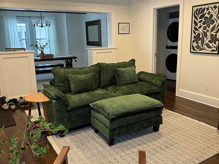 3 Wisteria Ave — Photo 1