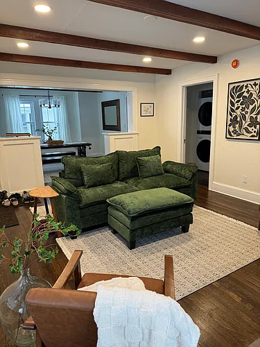 3 Wisteria Ave Photo 1