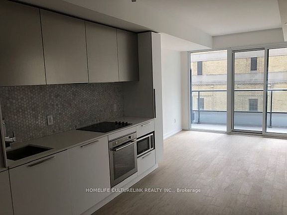 4th image of 85 Wood St #708