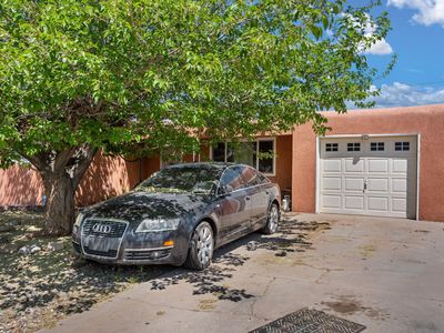 820 Loma Hermosa Dr NW, Albuquerque, NM, 87105