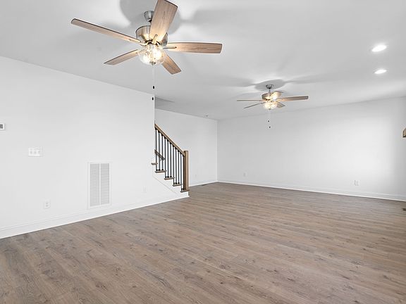 5th image of 319 Autumnwood Farms Lot 319