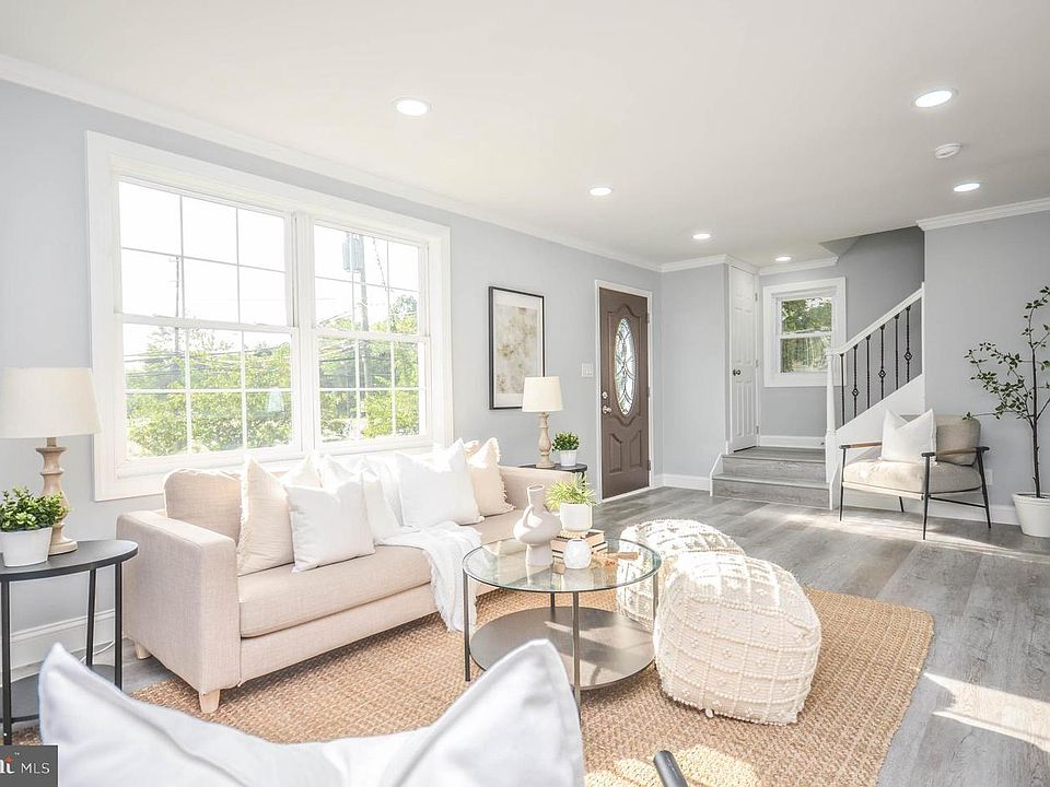 1st image of 7009 Adelphi Rd