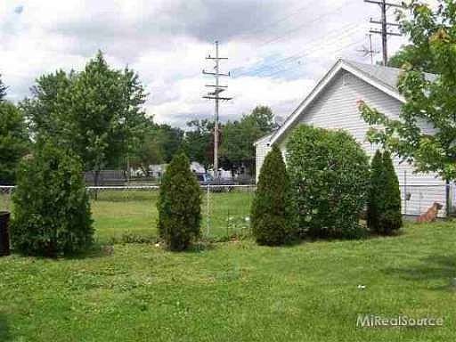2nd image of 13157 Saint Andrews Ave