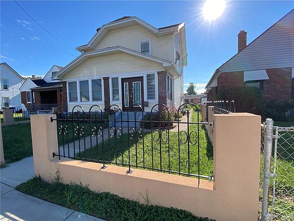 3rd image of 410 Brandt St