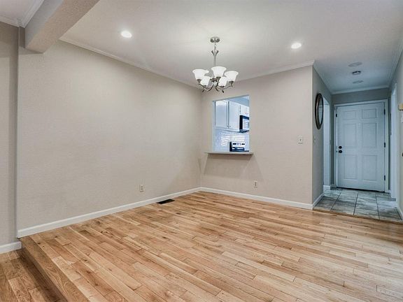 3rd image of 1755 Novato Blvd APT K3