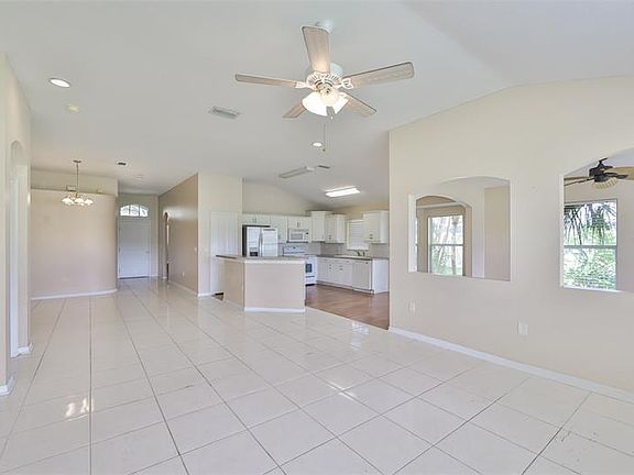 2nd image of 12815 Standbridge Dr