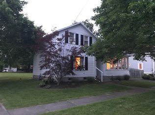 214 3rd St, Liverpool, NY 13088