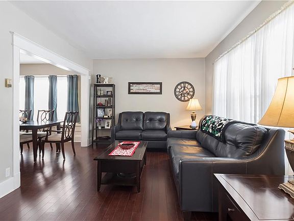3rd image of 112 Tennyson Ave
