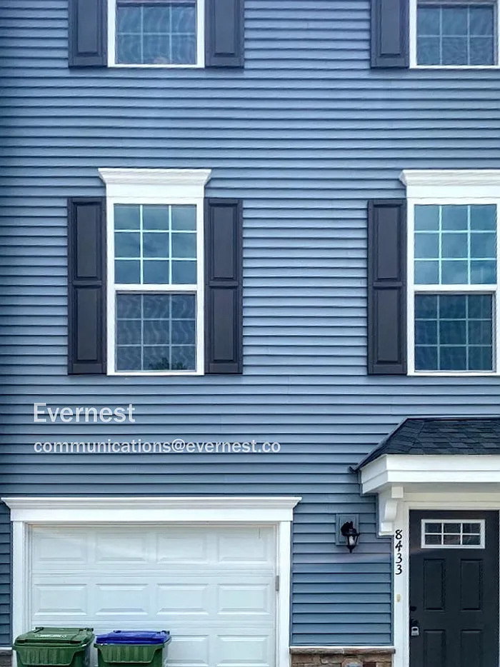 3 bed, 2.5 bath, 1741 sqft, $2,495 — Photo 1
