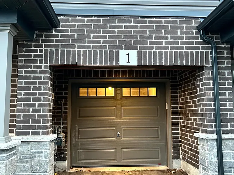 124 Compass Trl #1 — Photo 1