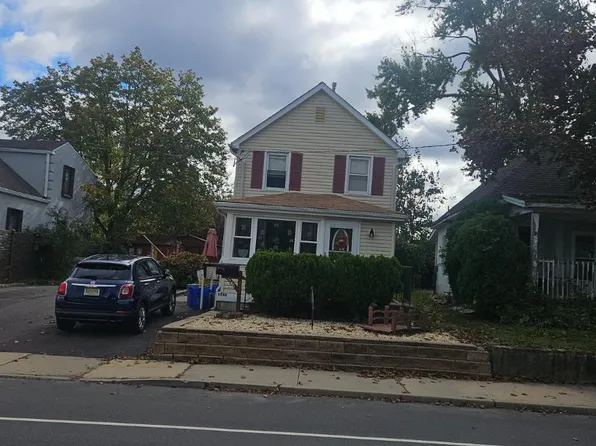 1246 Florence Ave, Union Beach, NJ 07735