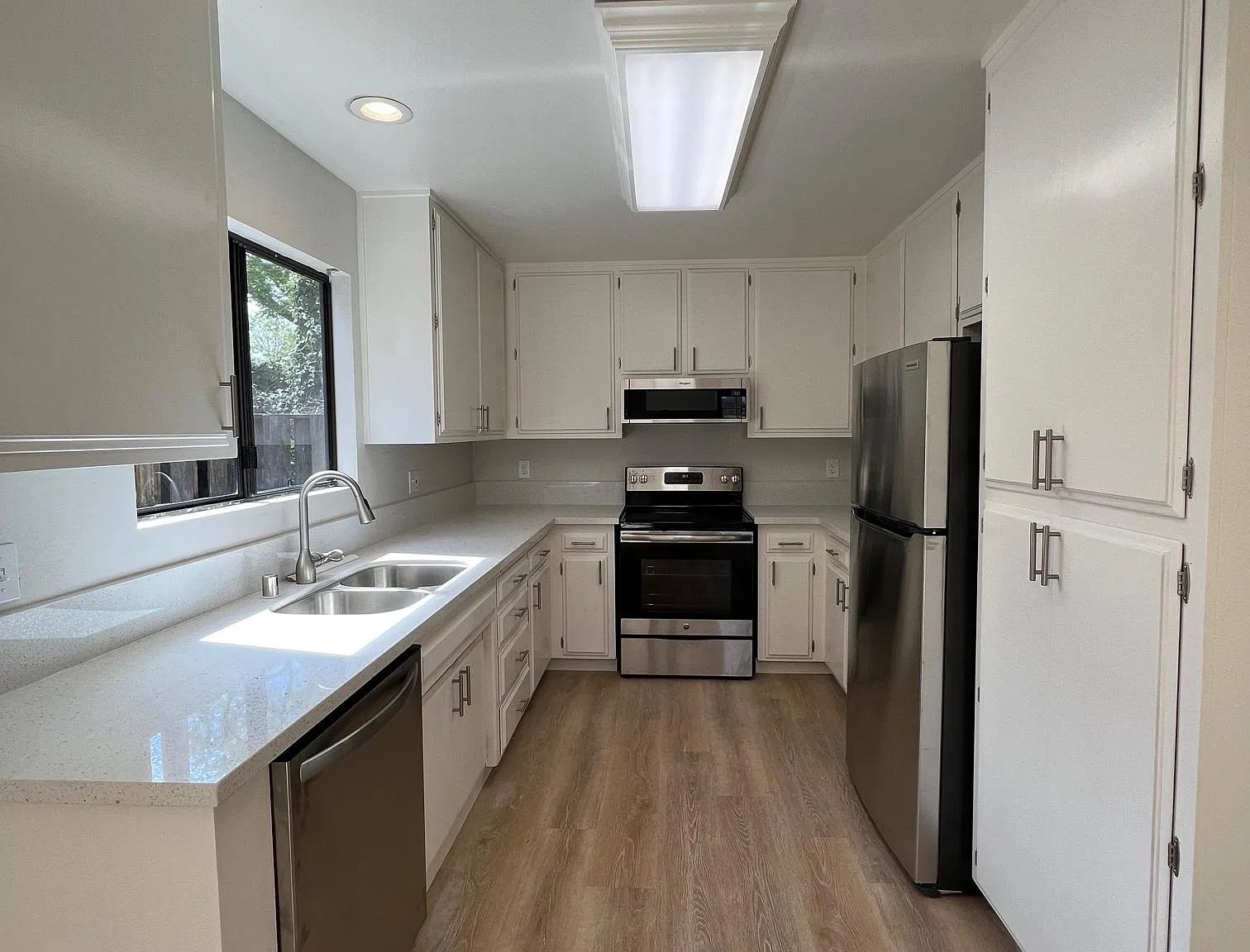 1 bed, $2,700 — Photo 1