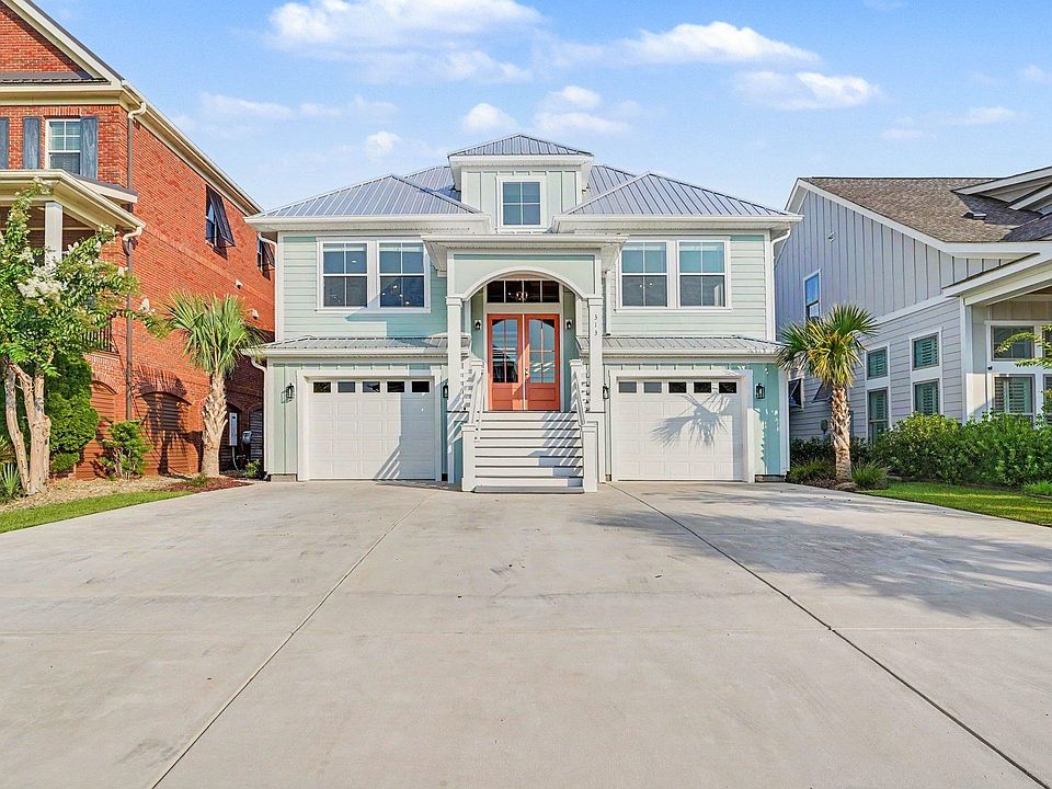 1st image of 313 Harbour View Dr.