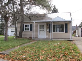 226 Mosely Ave, Lansing, MI 48906