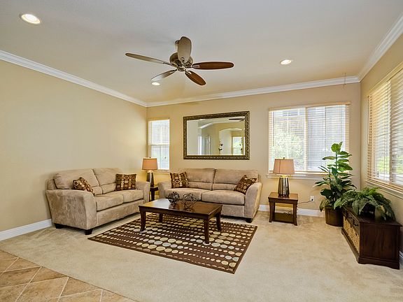 5th image of 704 Casita Lane