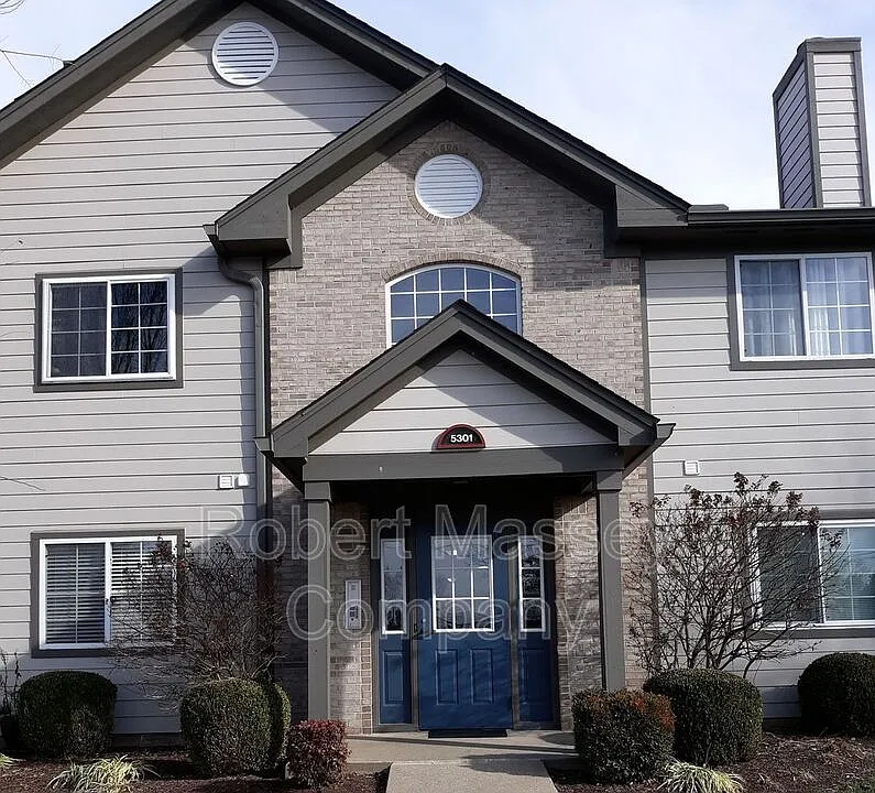 5301 Pacer Ln #203