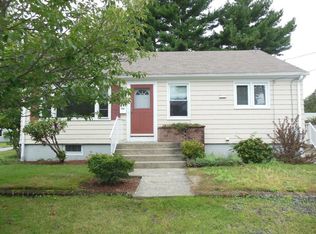 61 Sumach Ave, Riverside, RI 02915