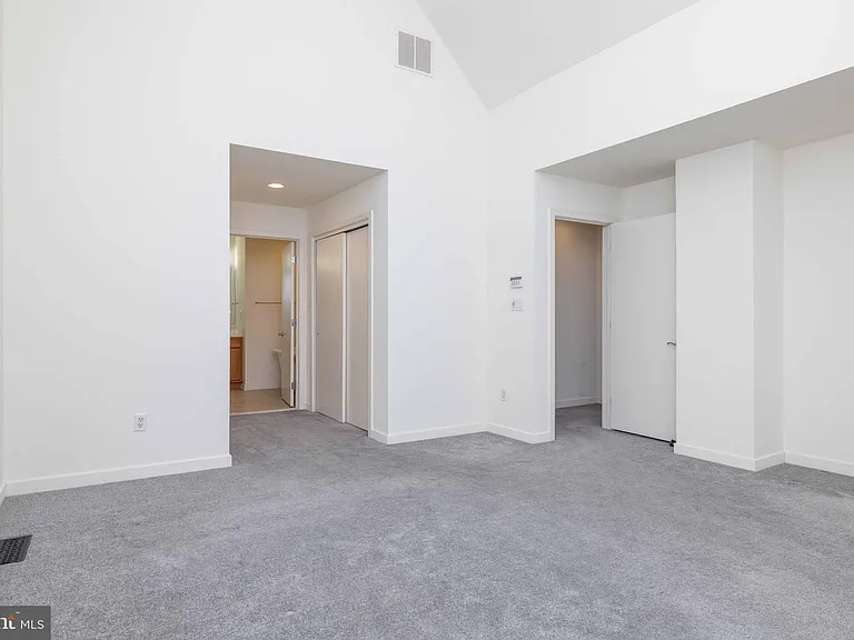 156 Christina Landing Dr — Photo 33