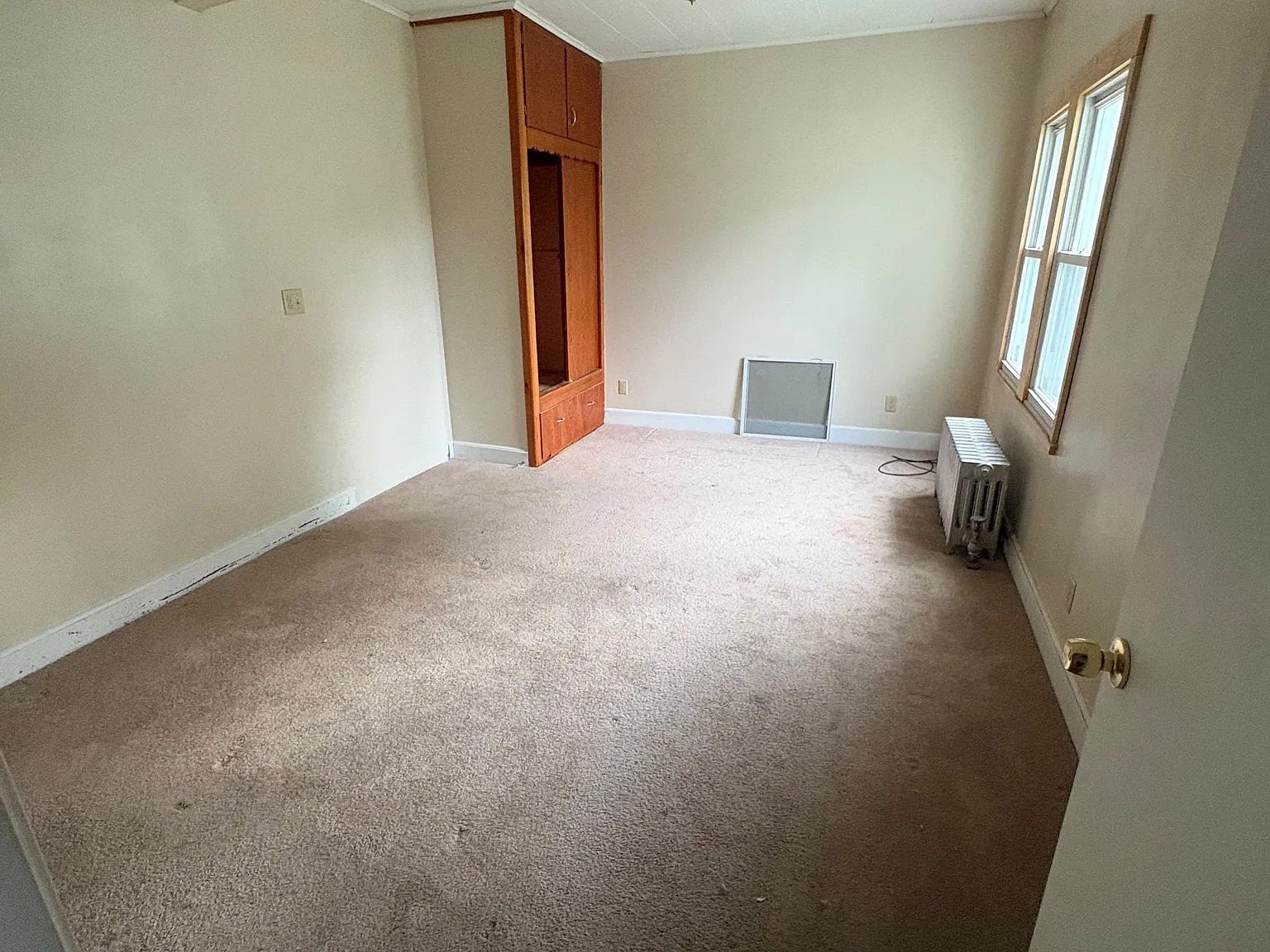 327 Greenwood Avenue - 1 — Photo 3