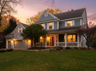 4439 Snail Lake Blvd, Shoreview, MN 55126