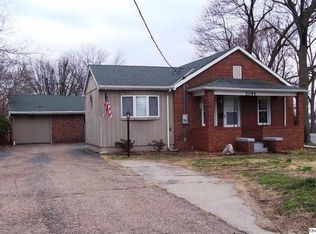 2044 Locust St, Quincy, IL 62301
