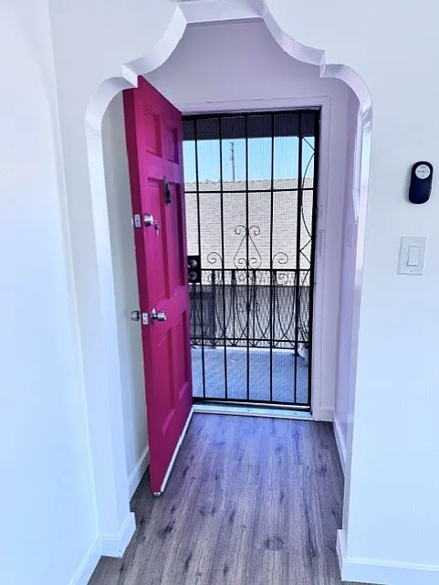 1 bed, 700 sqft, $1,650 — Photo 2