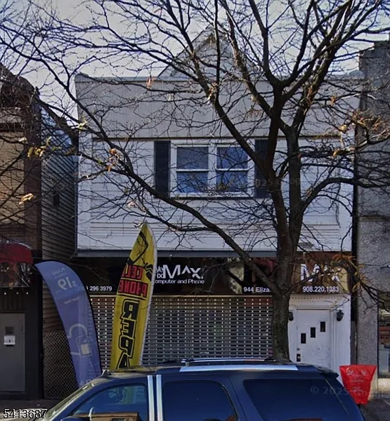 944 Elizabeth Ave