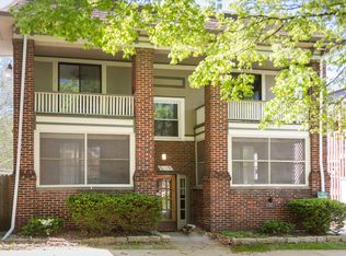607 E 40th St APT 1E, Kansas City, MO 64110
