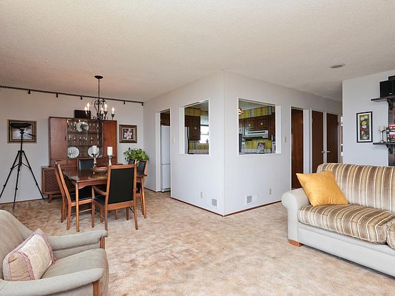 4th image of 47 Seaview Dr