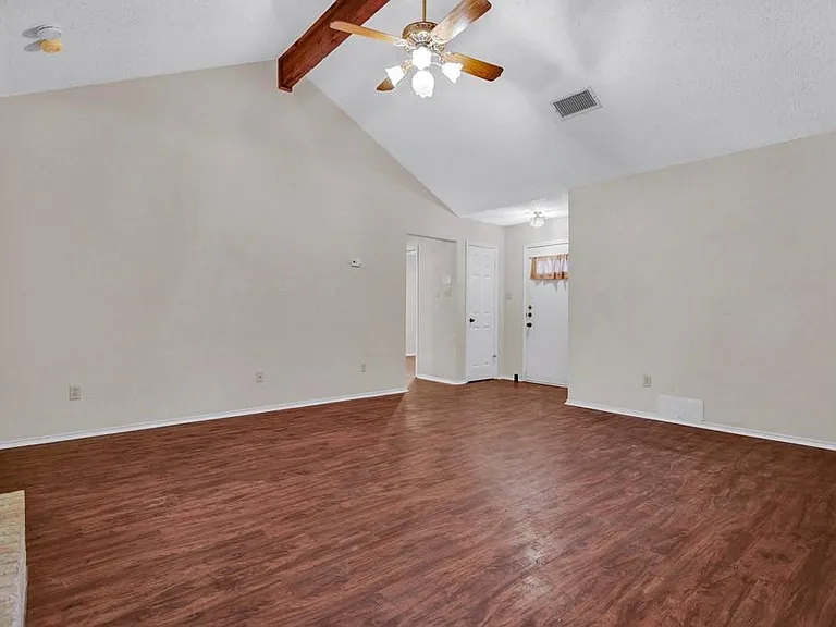 1101 Cresswell Dr — Photo 17