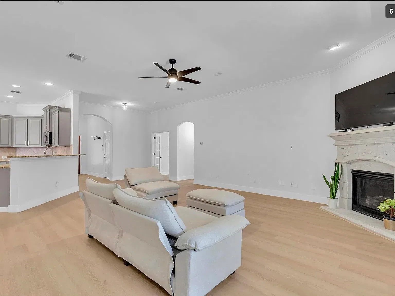 18708 Wind Valley Way — Photo 3