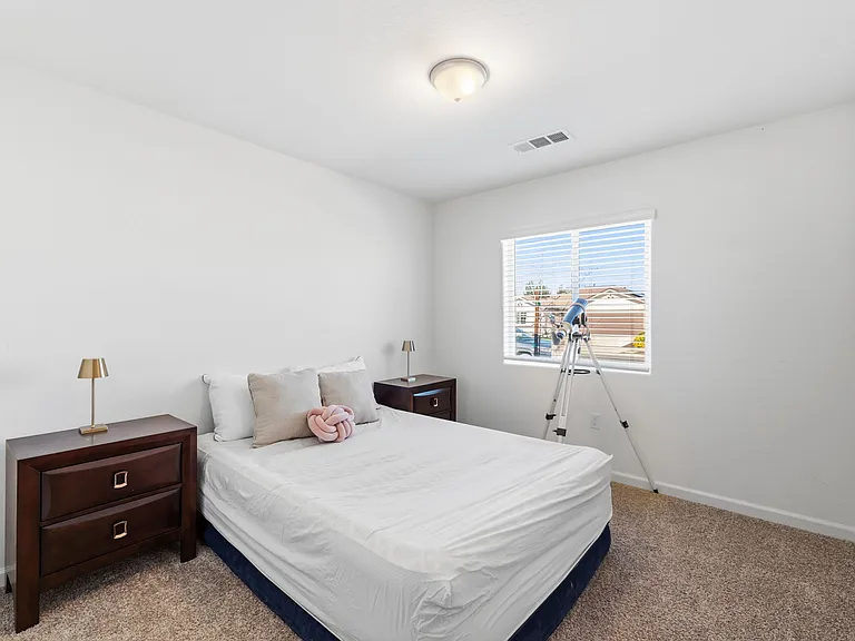 2131 W Ambassador Way — Photo 23