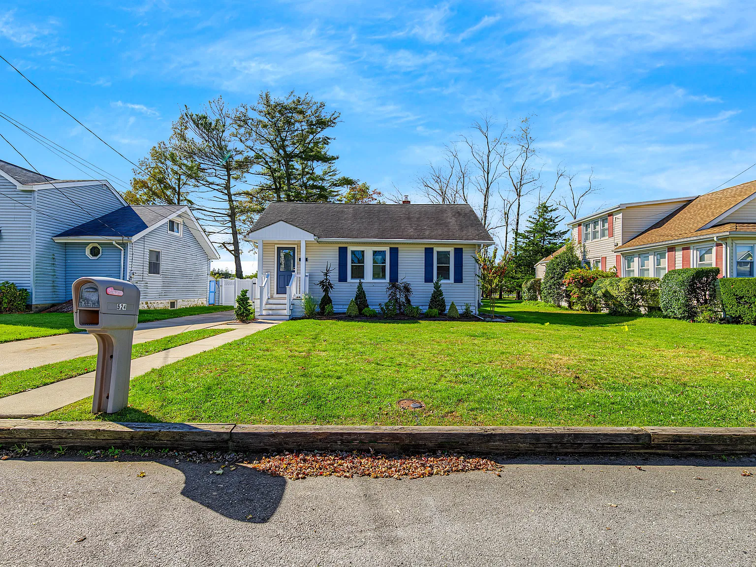 2 bed, $2,500 — Photo 1