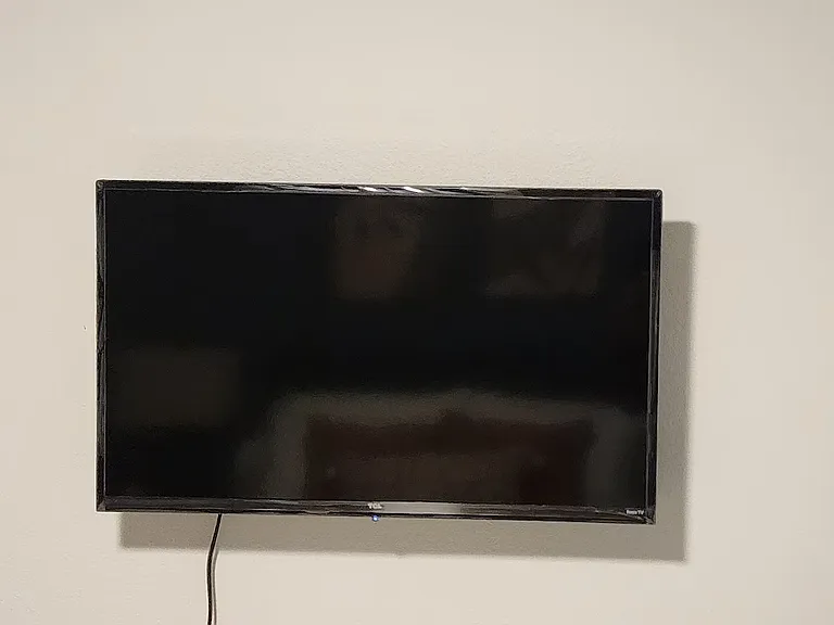 32 in roku tv in each bedroom