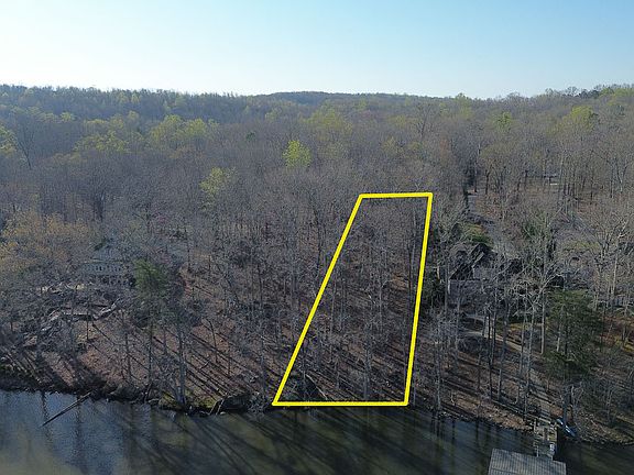 5th image of 196 Wood Land Dr
