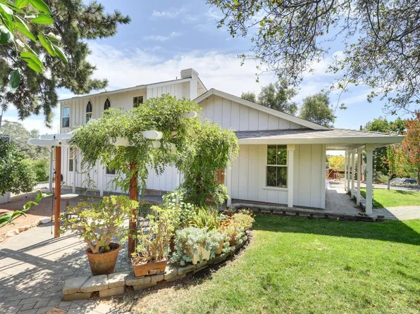 601 Peach Ln, Newcastle, CA 95658