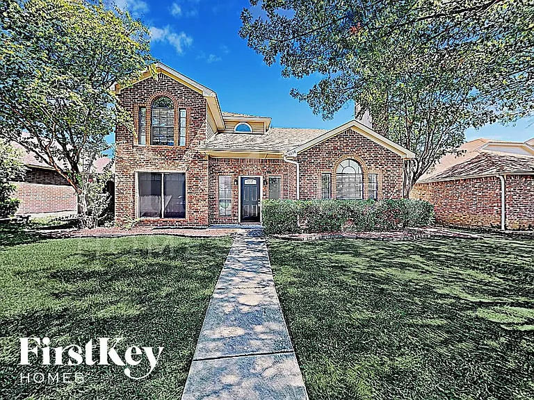 4338 Walsh Ln — Photo 1