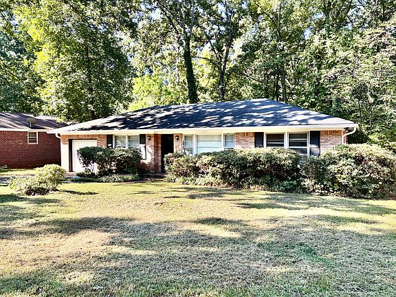 2nd image of 237 Pitney Rd