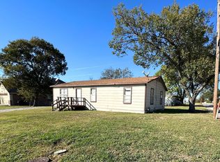 2305 Greenville St, Caddo Mills, TX 75135