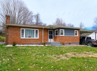 130 Miller Ave, Johnson City, TN 37601
