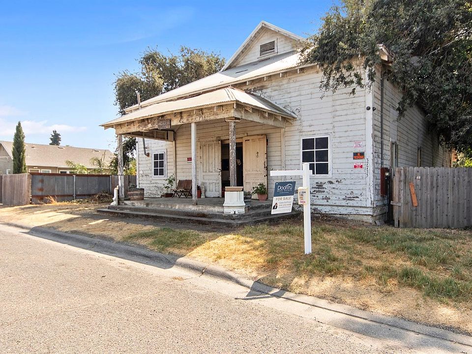 1st image of 37735 Sacramento St