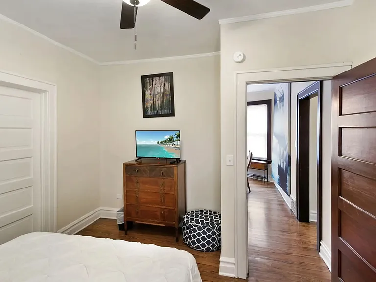 522 N Sheridan Rd #1 — Photo 14