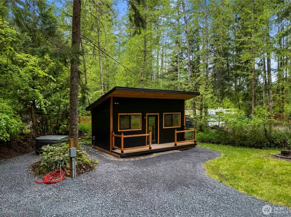 34208 343rd Avenue Ct E, Ashford, WA 98304