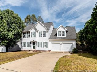 206 Yorkshire Dr, Cameron, NC 28326