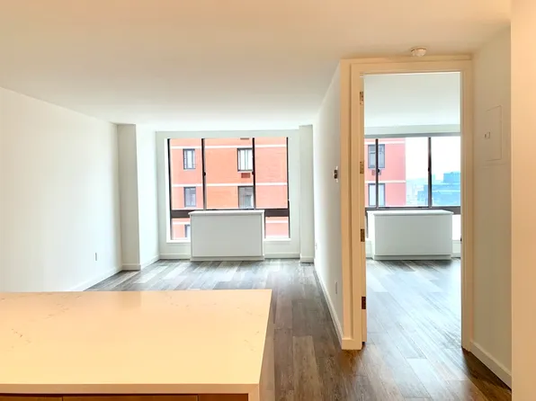 520 West 43rd Street image 1 of 16
