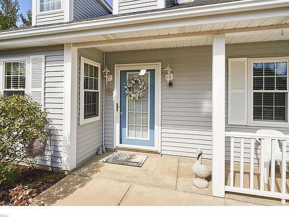 4th image of 430 Vista Ln