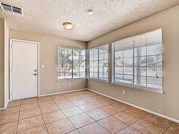 3rd image of 1490 S Sloan Ln